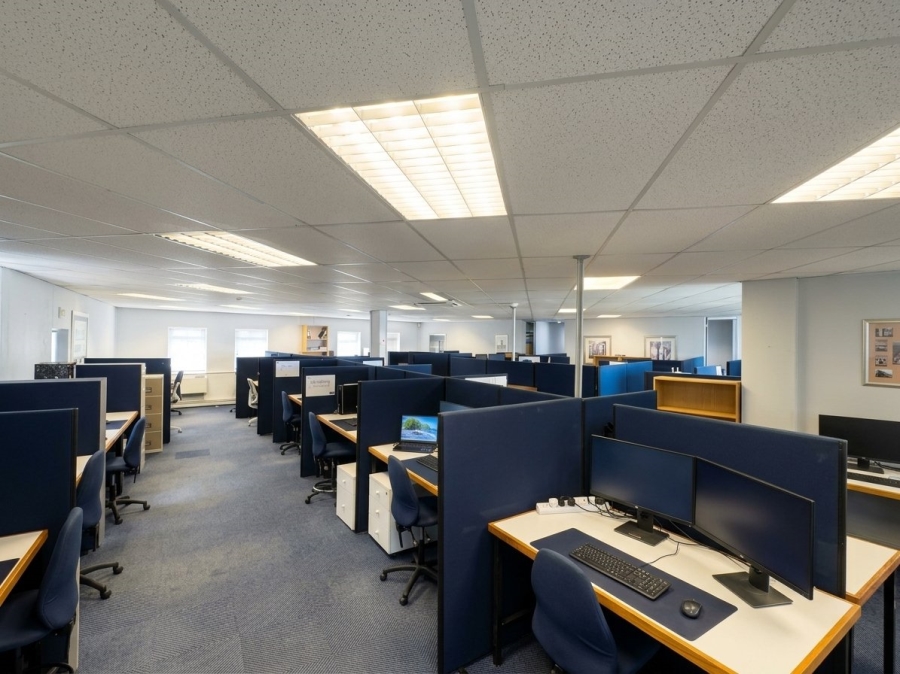 To Let Commercial Property for Rent in Plattekloof Western Cape